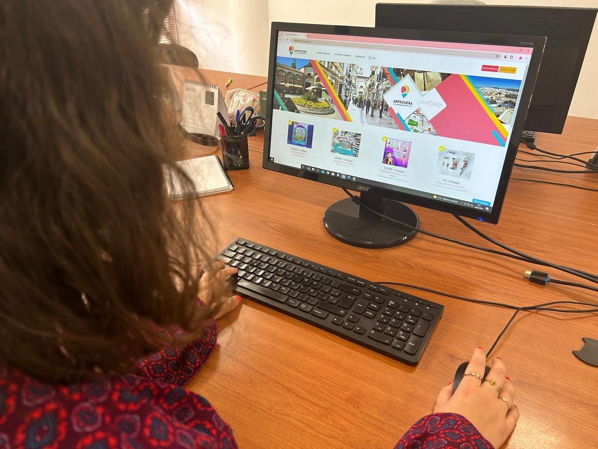 Más de 70 comercios de Antequera ya en el portal compraenantequera.com