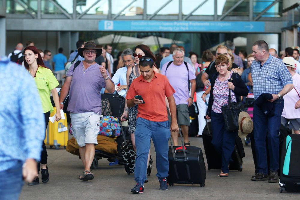 Operación salida en el aeropuerto de Málaga