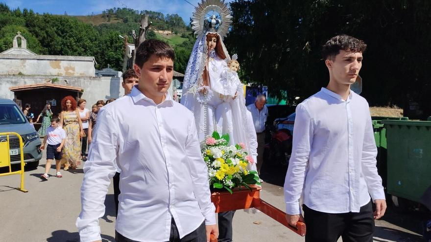 Siero apura las fiestas del verano:  Hevia, Marcenado y Muñó, propuestas para el fin de semana del Día de Asturias
