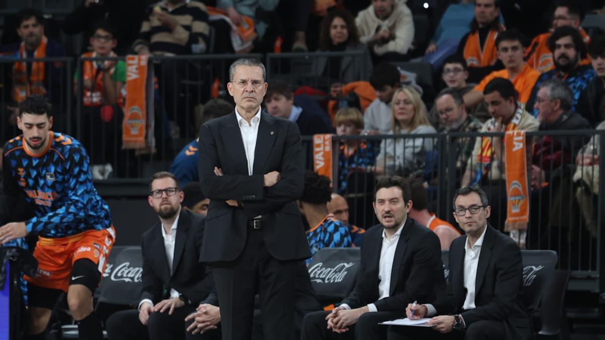 Pedro Martínez analiza la victoria del Valencia Basket ante el Casademont Zaragoza