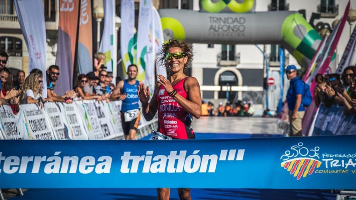 Archivo, edición 2018 de Alicante Triatlón