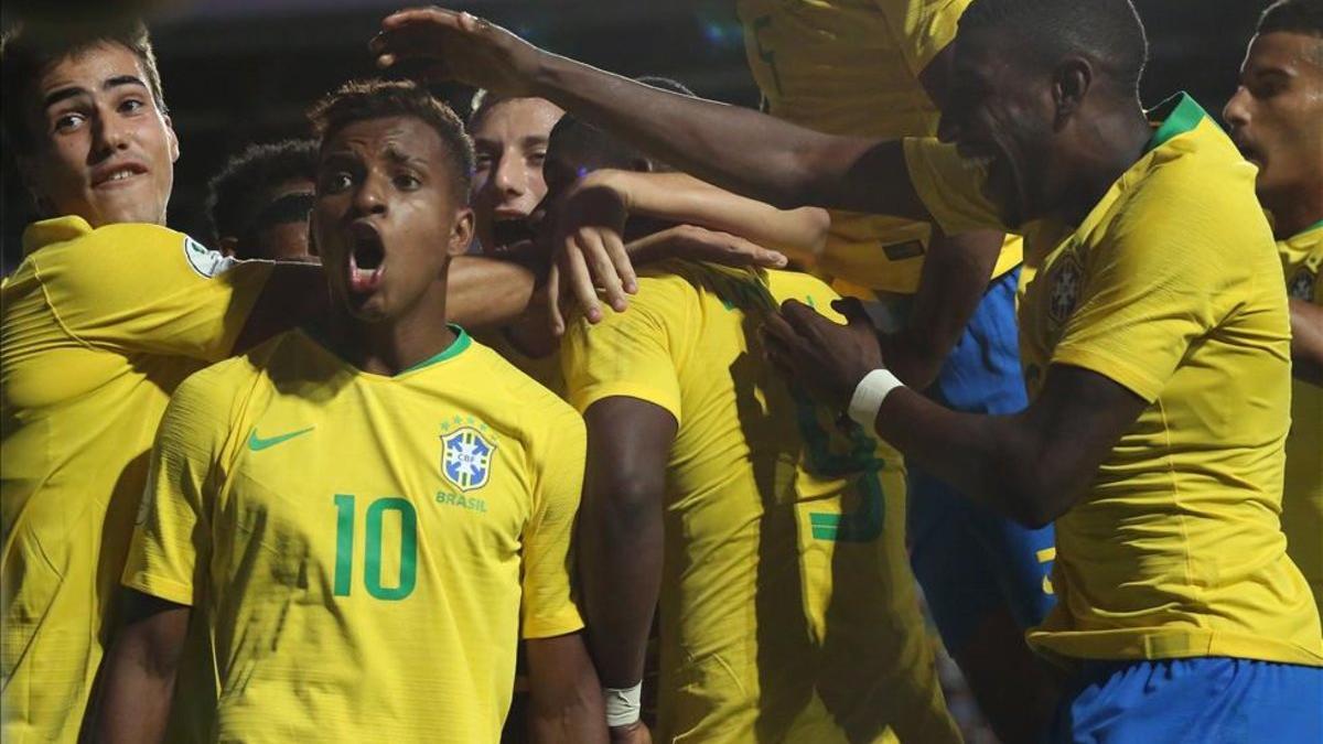 Brasil llega a los 4 puntos en el torneo
