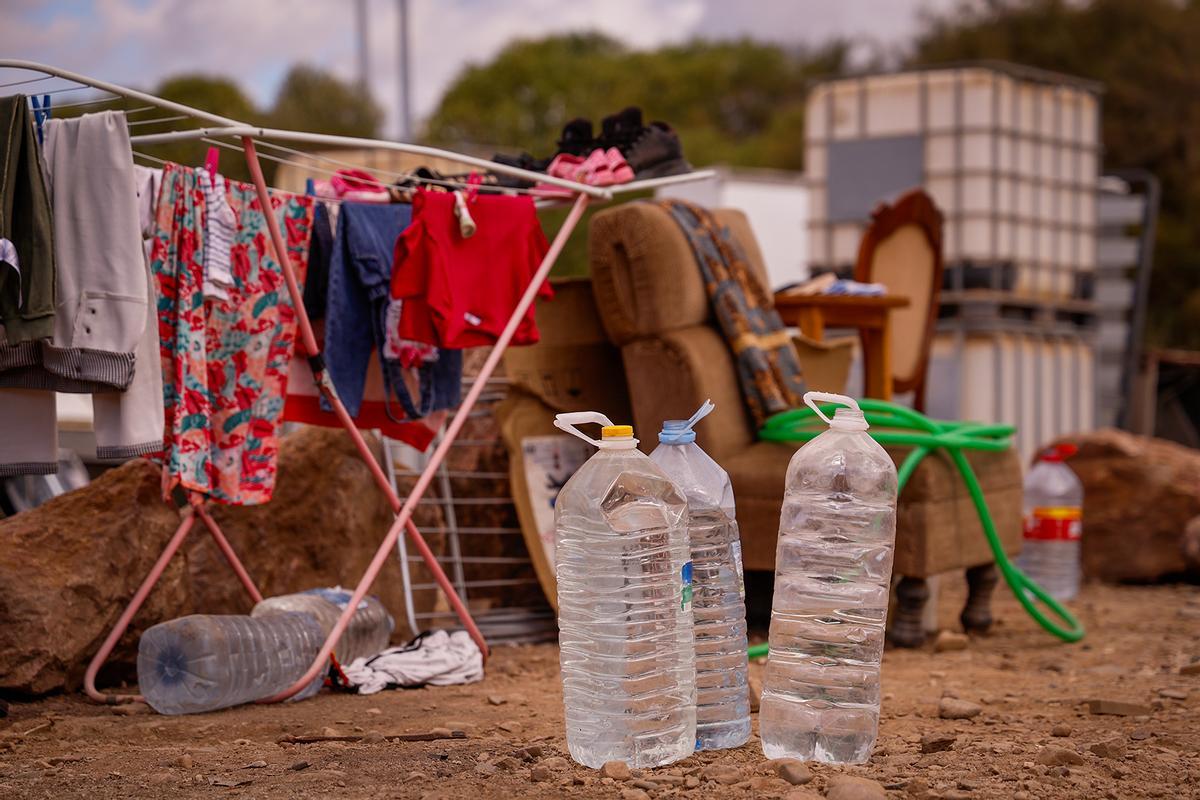 El Ayuntamiento de Córdoba adecenta cinco campamentos rumanos