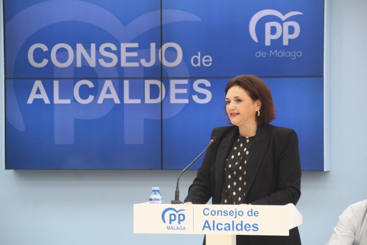 Archivo - La presidenta del Consejo de Alcaldes del PP de Málaga, Margarita del Cid, en una imagen de archivo.