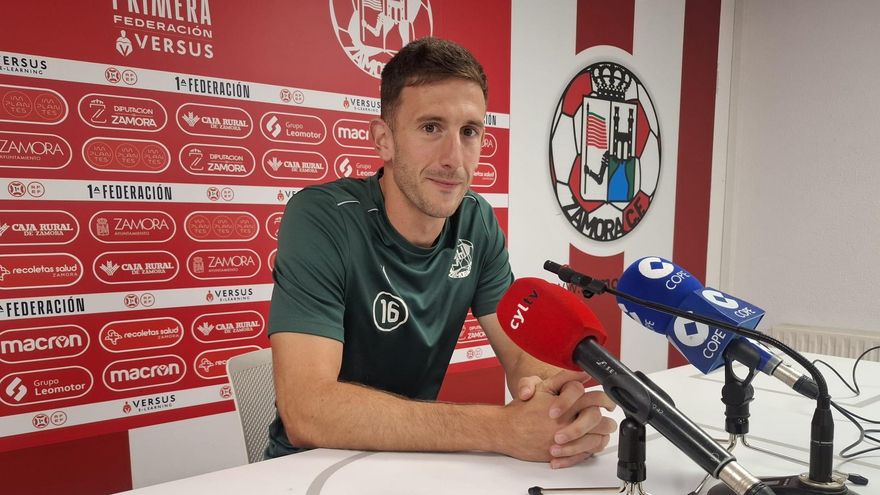 Markel Lozano, jugador del Zamora CF, ante su regreso a El Toralín para enfrentarse a la Ponferradina: "No es ni una final ni un partido de urgencias"