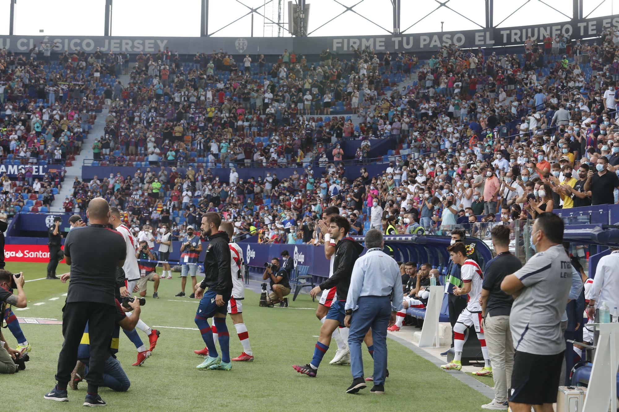 Levante UD - Rayo Vallecano en imágenes