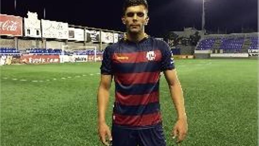 Carlos Cano, golejador en el seu primer partit amb el Llagostera.