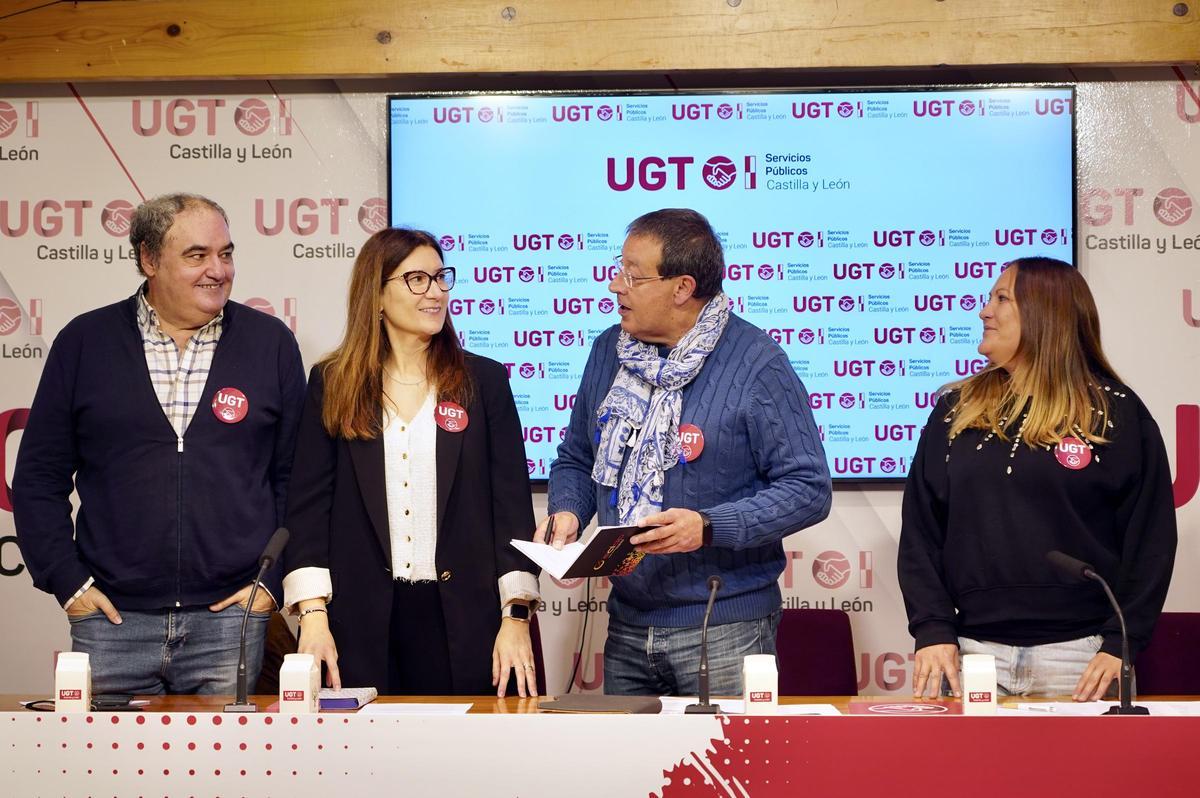 Rueda de prensa de varios representantes de UGT esta mañana en Valladolid.