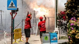 Una mascletà en Elche al más puro estilo Melody: valiente y poderosa
