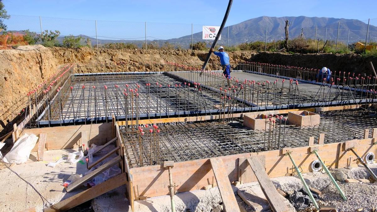 Las obras para llevar agua a la Majadilla del Muerto avanzan a buen ritmo.