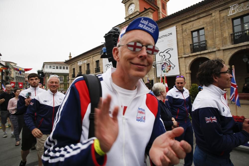 Los participantes en el Mundial de Duatlón toman Avilés