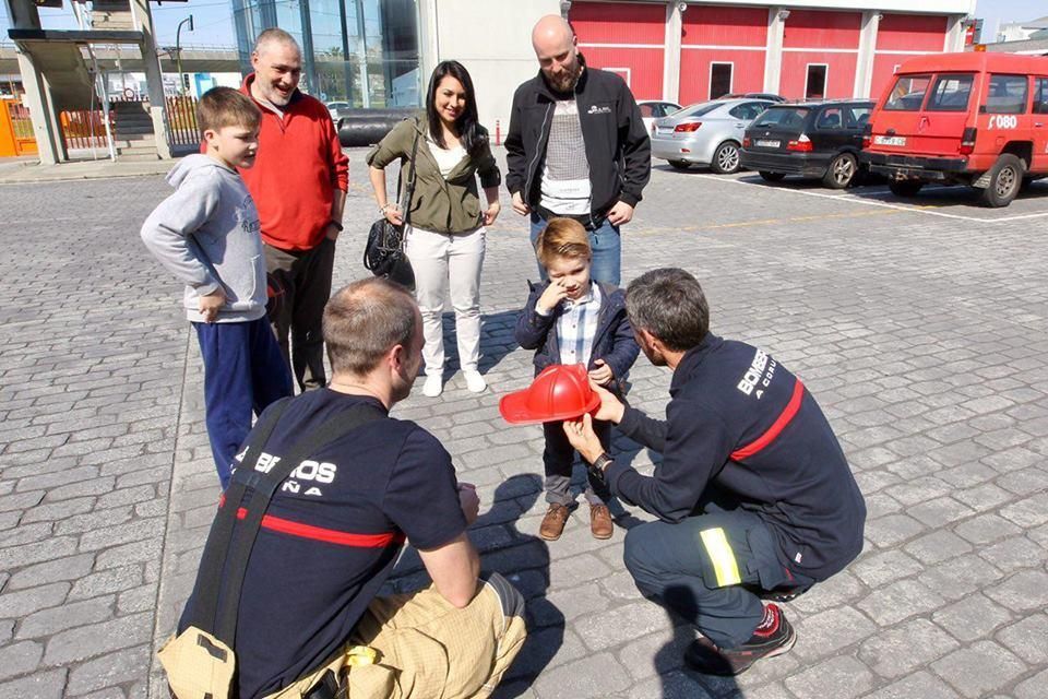 Lionel visita el parque de bomberos