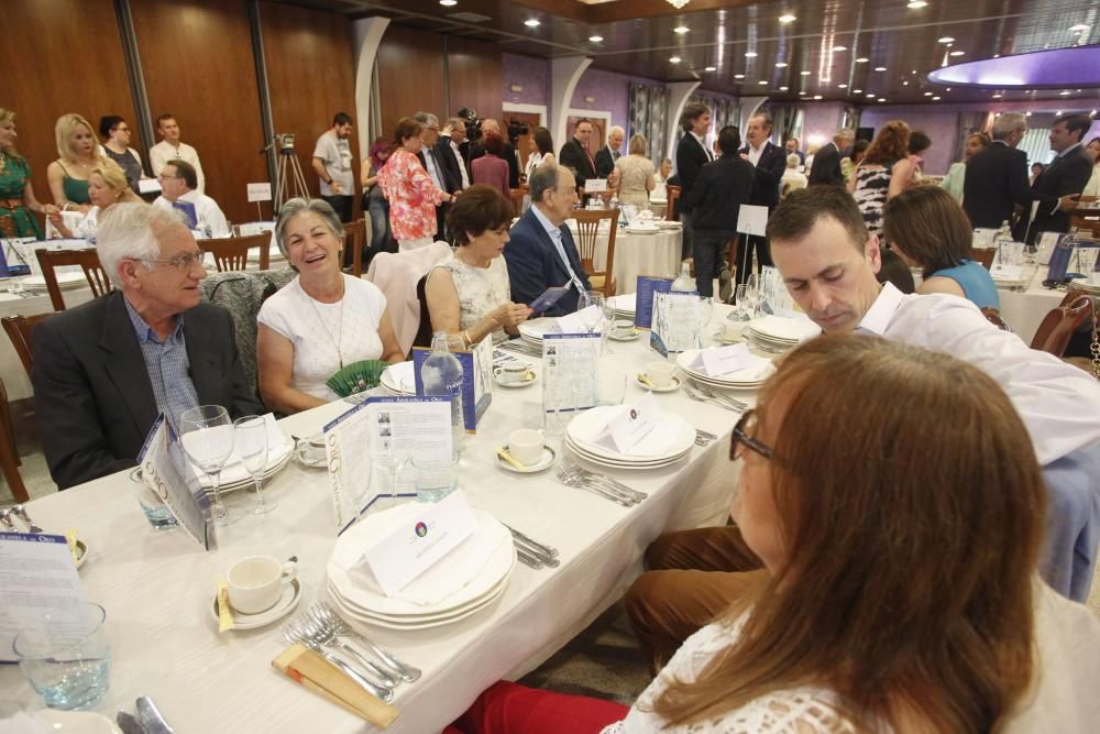 ENTREGA DE LA AMURAVELA DE ORO EN EL HOTEL LUPA DE