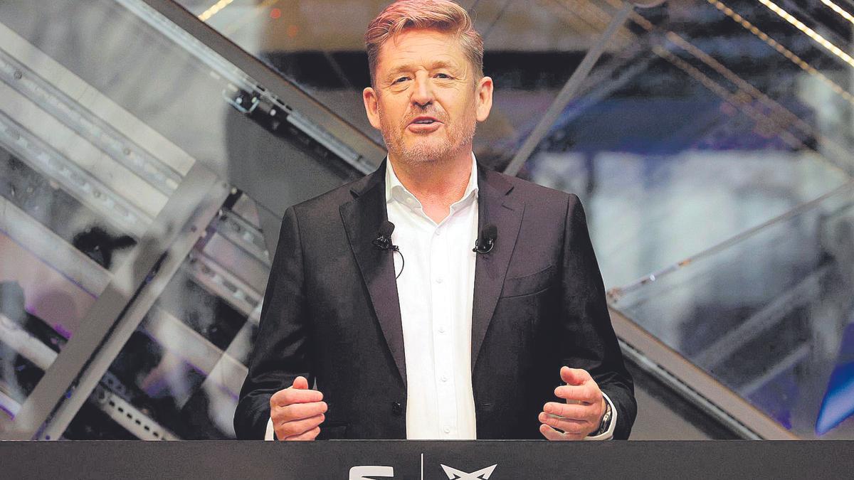 Wayne Griffiths, presidente de Seat, en su anuncio esta semana de que la planta de baterías de Volkswagen se instalará en Sagunto.