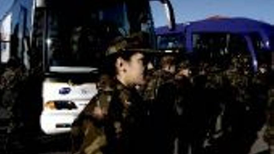 Militares de la base cacereña parten hacialas costas gallegas