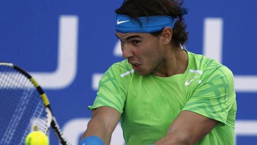 Rafa Nadal ha derrotado a Federer en Abu Dabi.