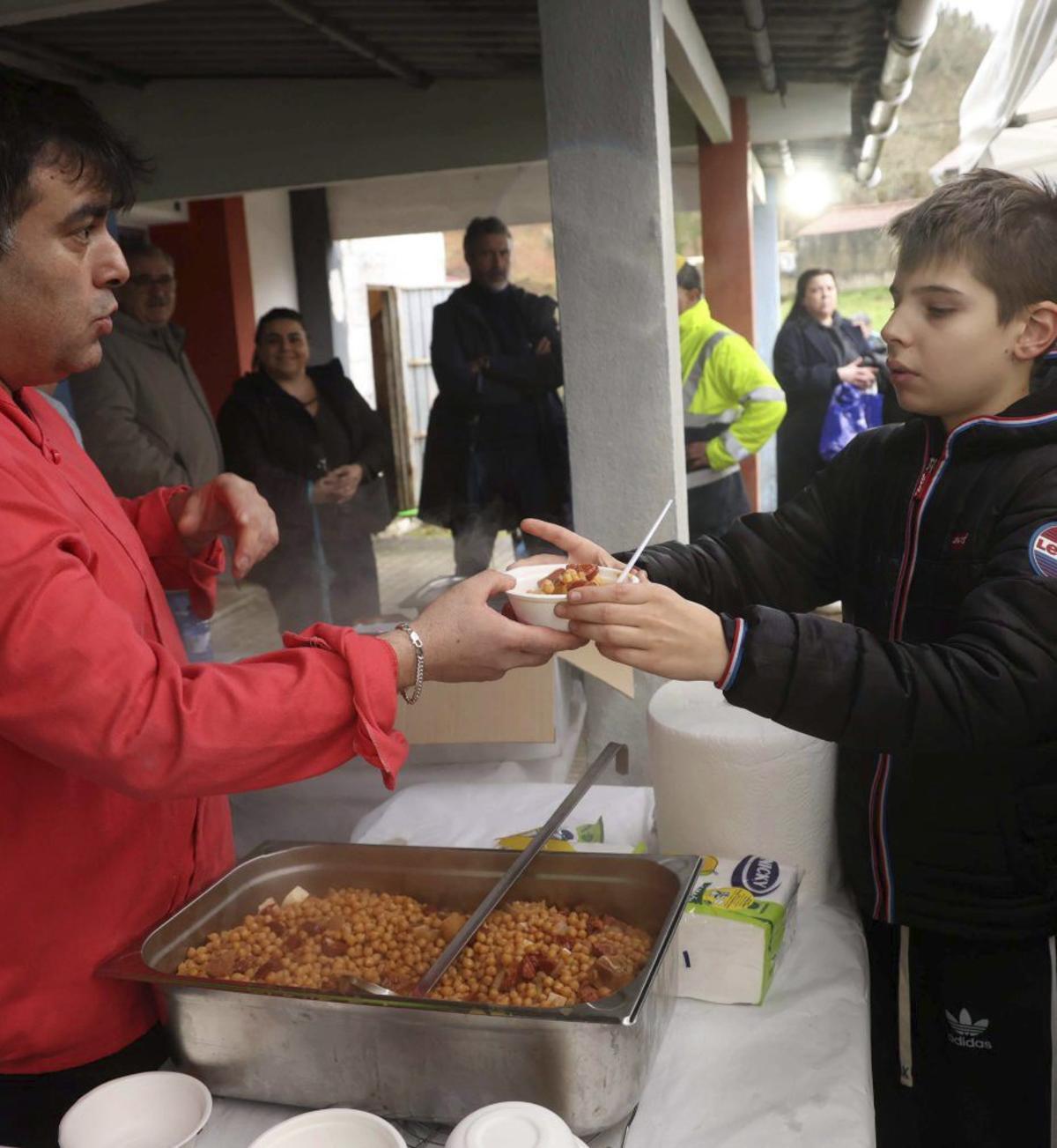 La degustación de callos. | NOÉ PARGA