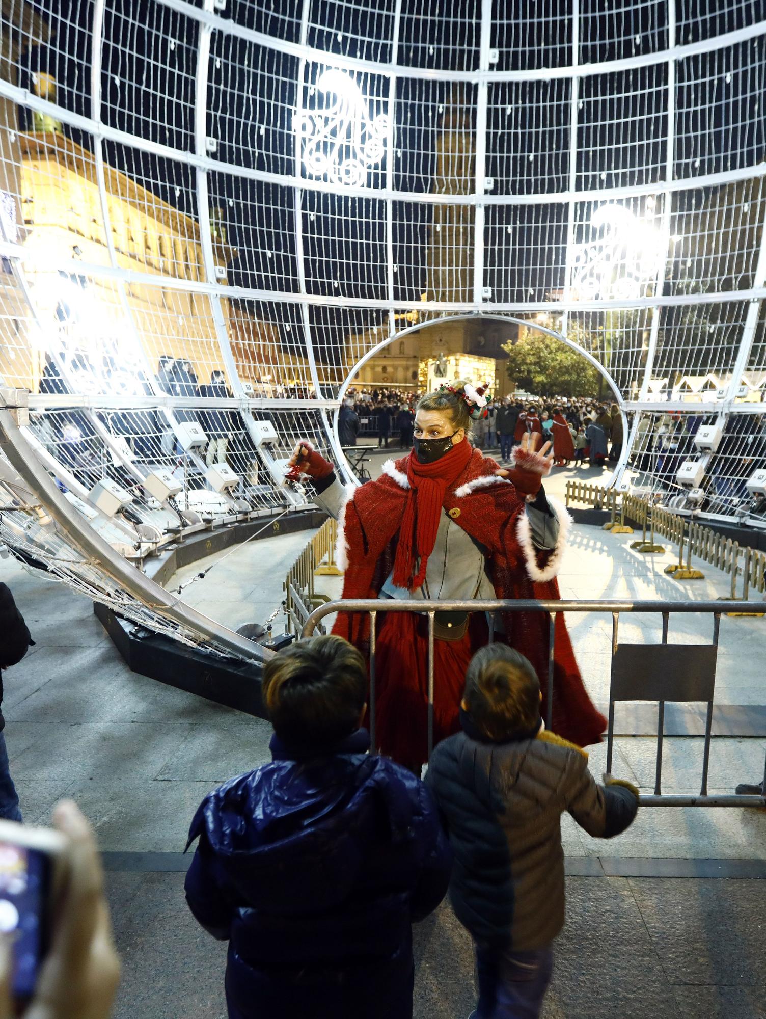 Zaragoza enciende la Navidad