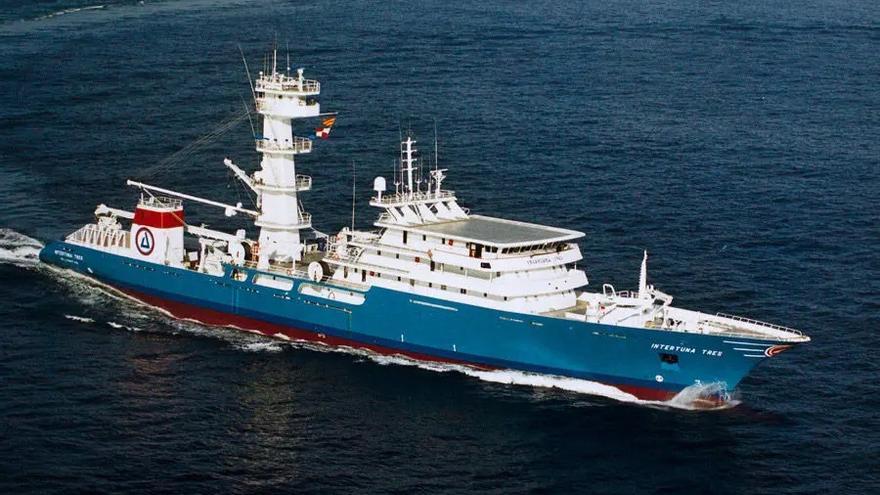 Un atunero vasco repele un intento de asalto pirata en aguas del océano Índico