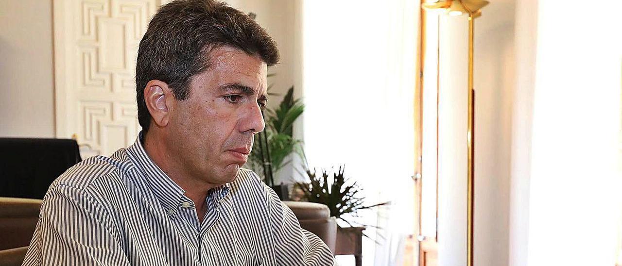 El presidente de la Diputación, Carlos Mazón, durante un pleno de la Diputación. | INFORMACIÓN