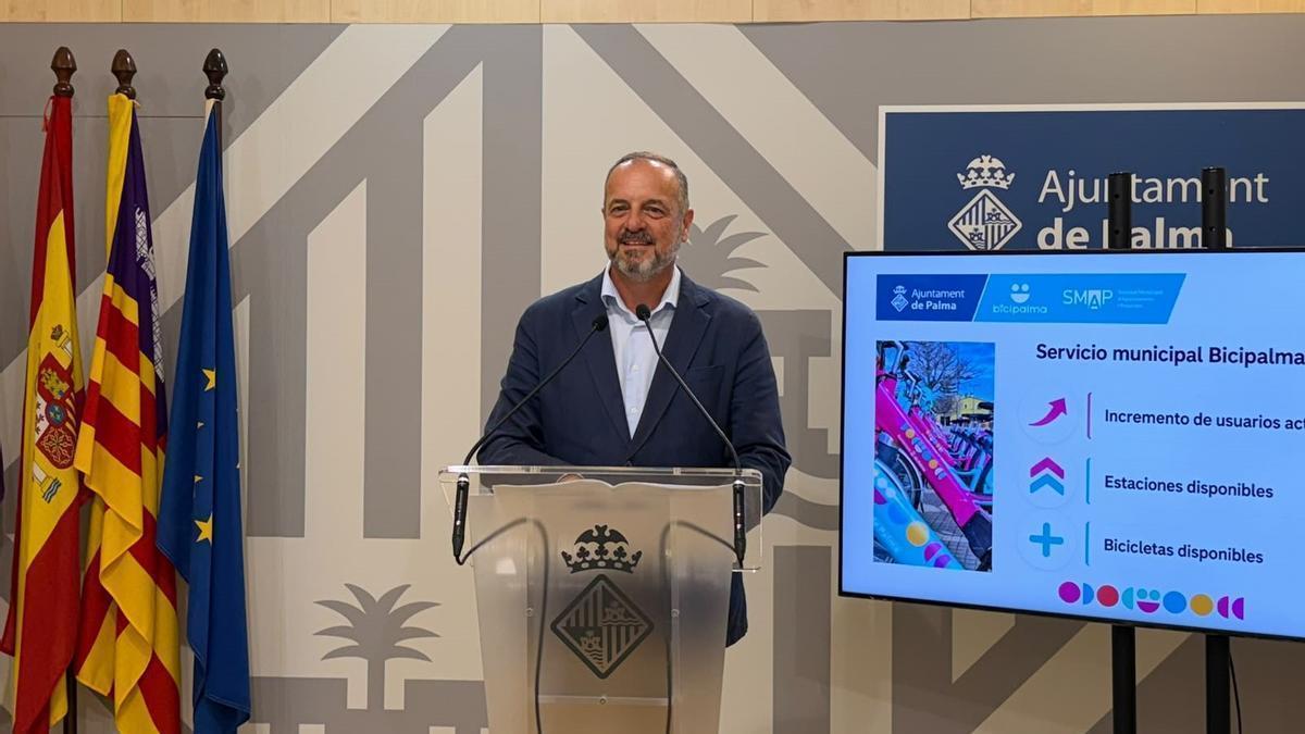 Toni Deudero, durante la rueda de prensa.