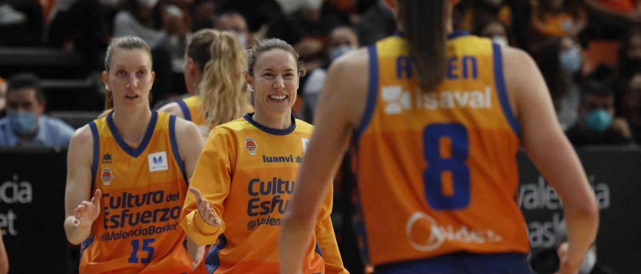 El València Basket vol fer un pas més cap a Europa amb el suport de la seua afició. | J. M. LÓPEZ
