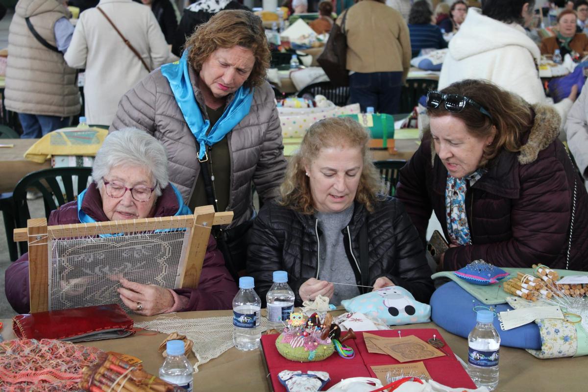 Así es el gran Encuentro de Encaje de Bolillos de Mieres