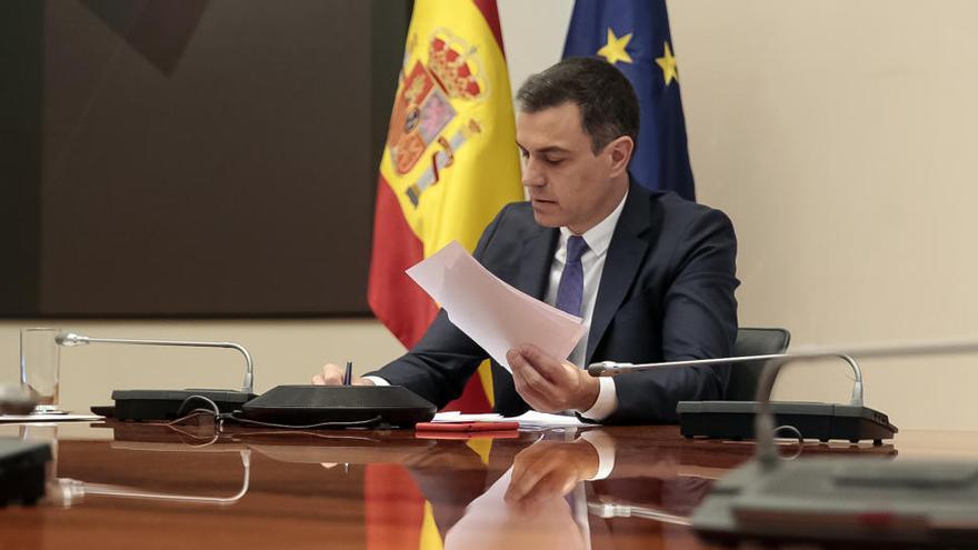 Pla mig del president espanyol, Pedro Sánchez, durant la reunió amb els presidents autonòmics el 24 de maig del 2020