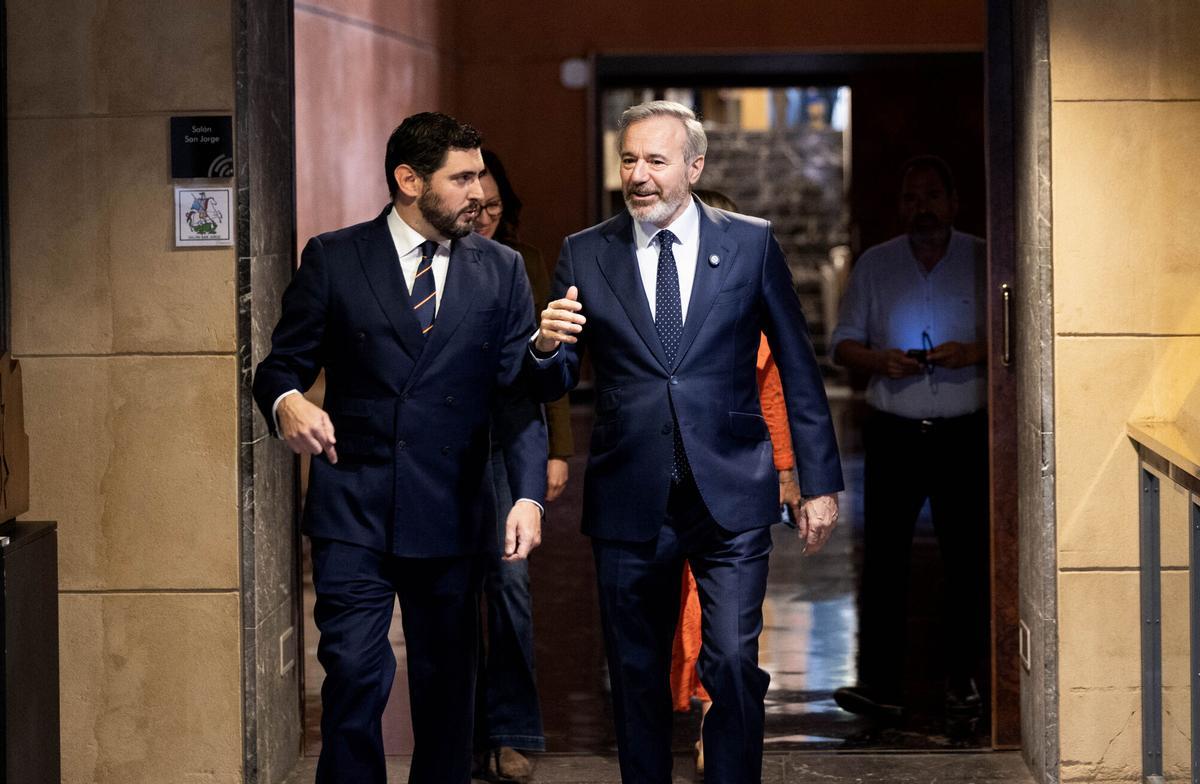 Azcón y Nolasco hablan tras anunciar el pacto entre PP y Vox