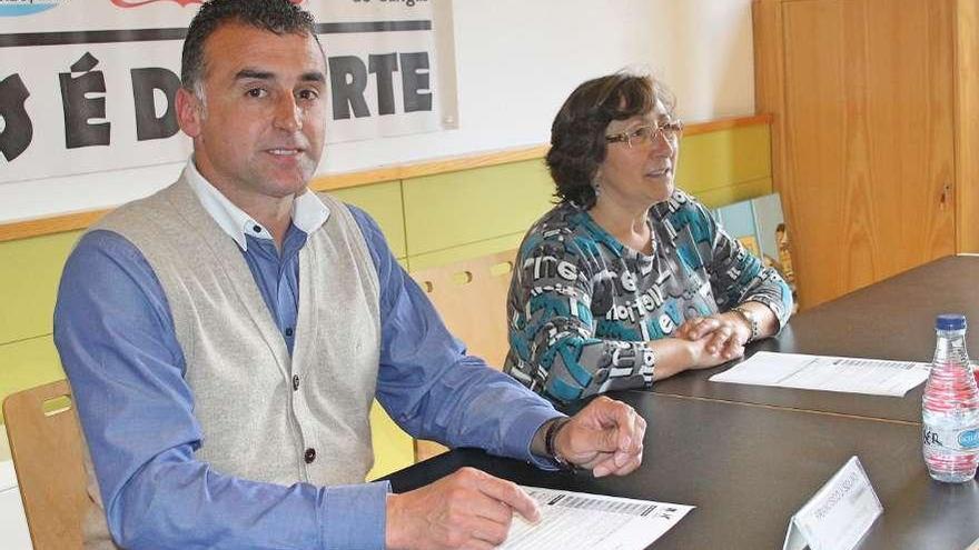 Francisco Soliño y María del Carmen Parada, en la presentación de ayer. // Santos Álvarez