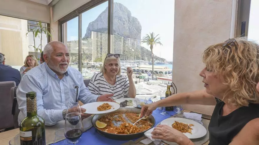"Menjars de la Terra" disfruta en El Cantal, una experiencia gastronómica única con vistas al mar de Calp