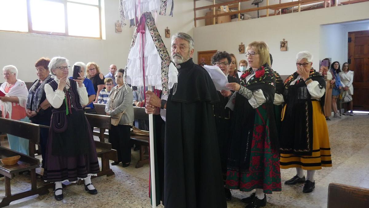 Canto del ramo por Santa Bárbara. / E. P.