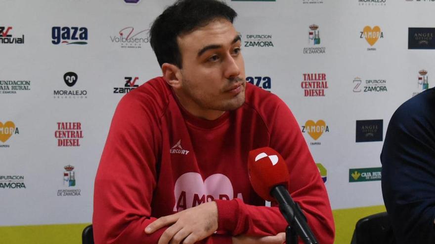 Andrés Pérez, jugador del BM Zamora Enamora: &quot;Va a ser una segunda fase muy igualada&quot;