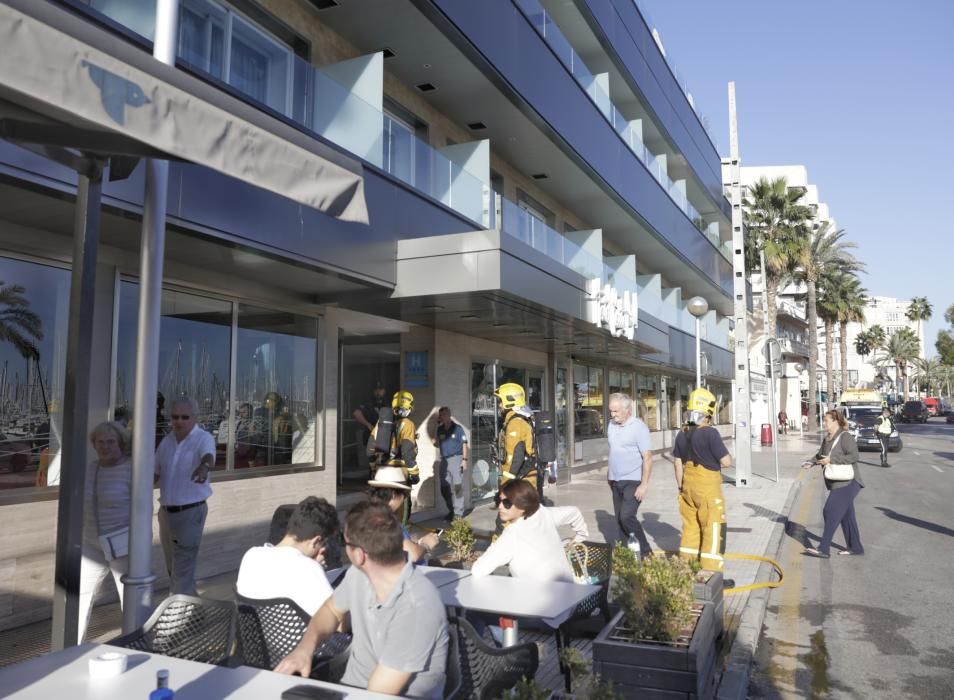Evacuan un hotel del Paseo Marítimo de Palma por un incendio en la cocina