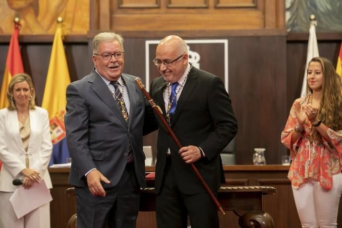 22.06.19. Las Palmas de Gran Canaria. El Cabildo de Gran Canaria celebra el pleno de constitución de la nueva corporación, con Antonio Morales como presidente, al haber sido el candidato más votado. Foto Quique Curbelo  | 22/06/2019 | Fotógrafo: Quique Curbelo