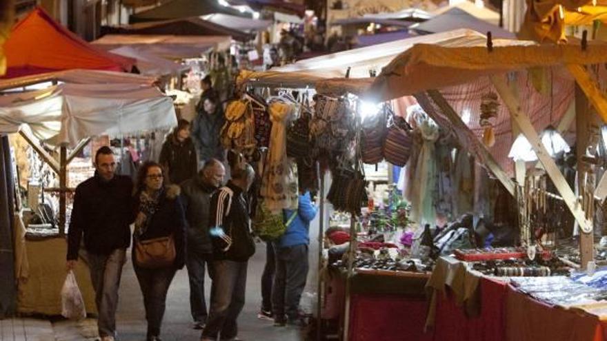 El mal tiempo no impide a Ontinyent Medieval recibir unos 10.000 visitantes