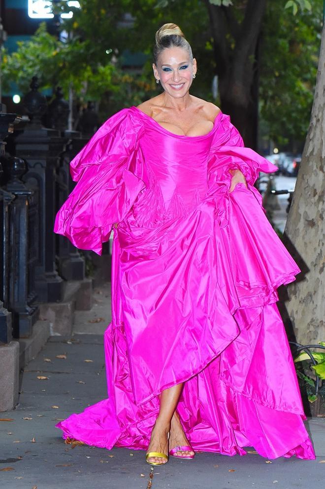 Sarah Jessica Parker con vestido rosa de Zac Posen