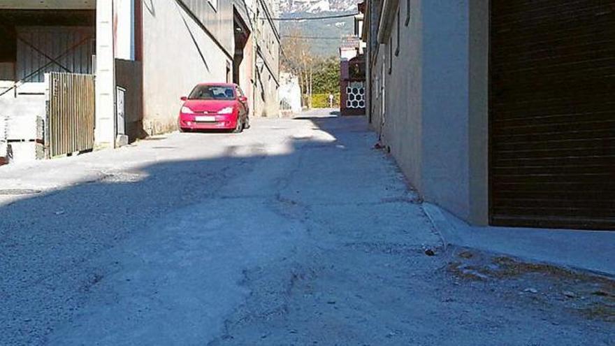 Carrer de la Verge de Lord on s&#039;ha de renovar el clavegueram