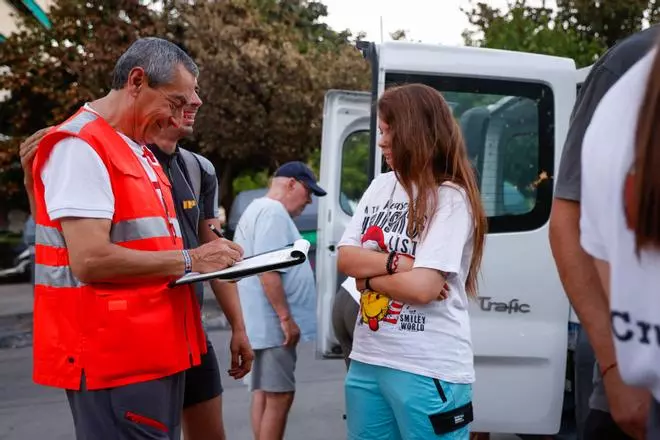 Una noche con Cruz Roja y las personas sin hogar de Córdoba