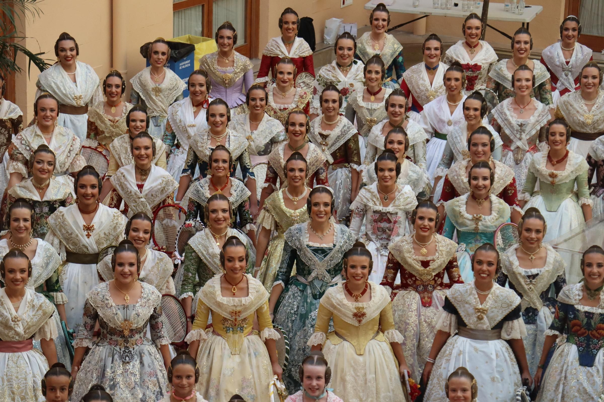 Las candidatas a Fallera Mayor de València 2026 se estrenan en la Batalla de Flores