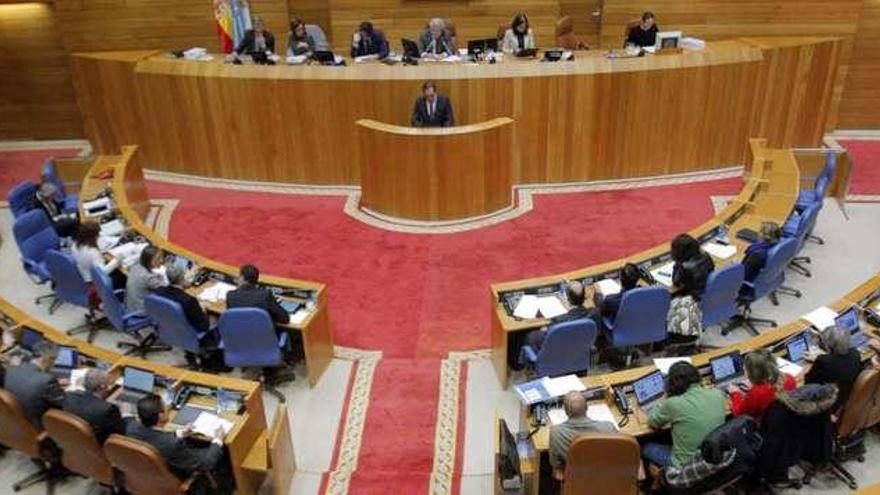 Imagen del pleno en O Hórreo, ayer, durante el debate de los presupuestos. // Xoán Álvarez