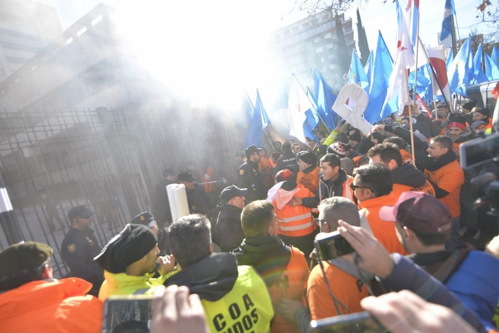 Manifestación de trabajadores de Alcoa en Madrid