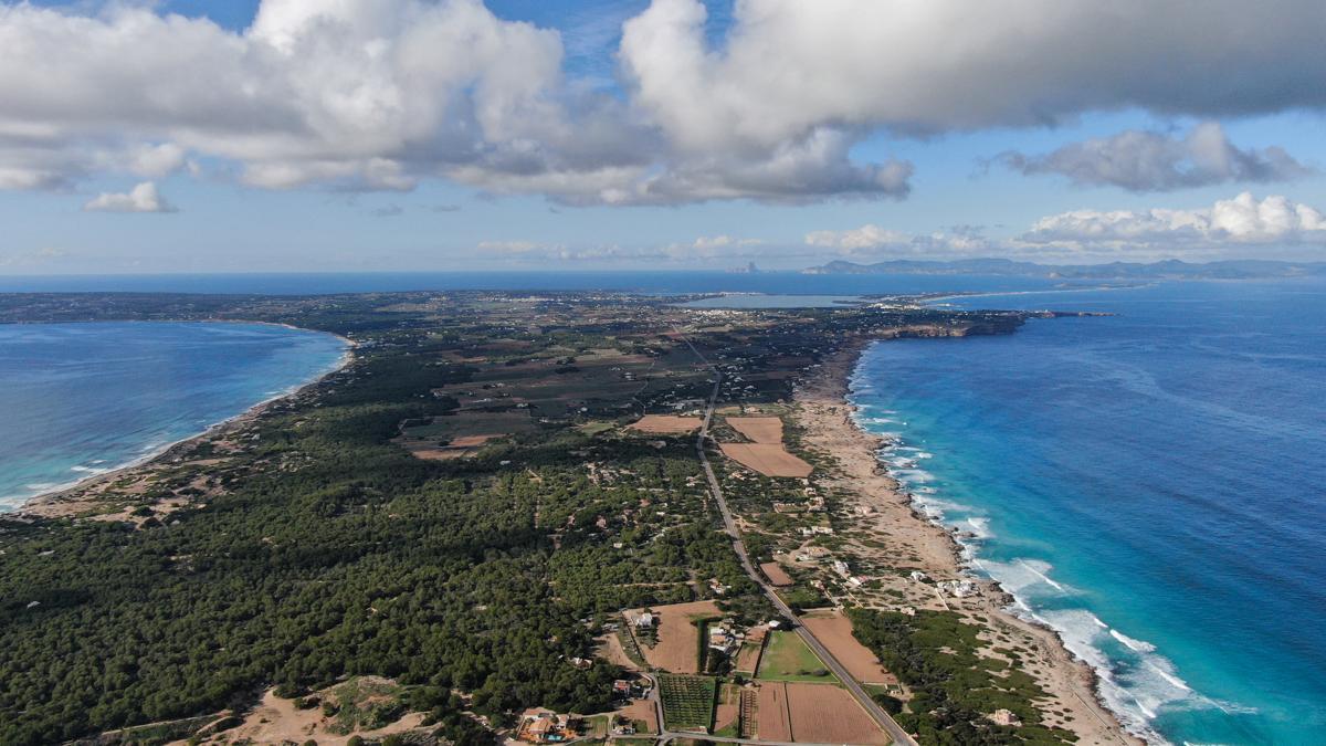 Imagen aérea de Formentera desde la Mola