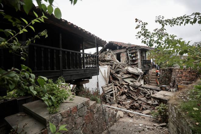 Alarma por una gran explosión en la última alfarería de Oviedo