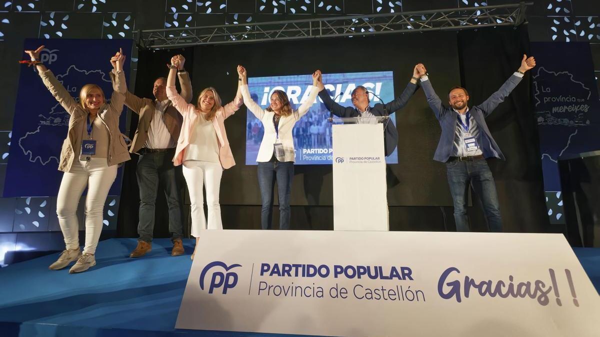 La alegría se desbordó ayer en la celebración del Partido Popular tras los resultados del 28-M.