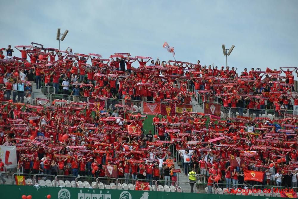 El Murcia dice adiós al ascenso