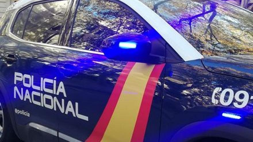 La Policía disuelve una fiesta ilegal en la residencia de estudiantes La Marina