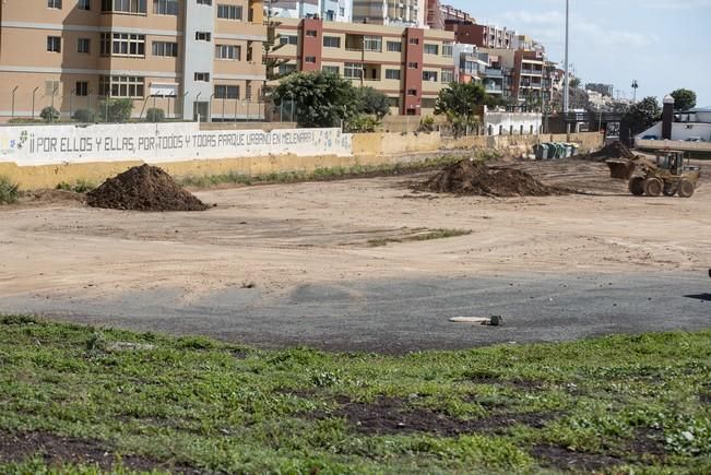 Obras en el antiguo campo de futbol de Melenara