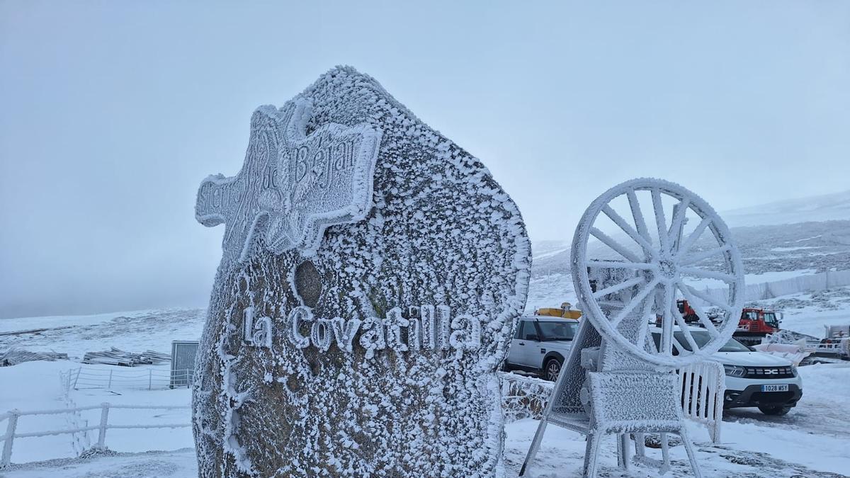Fotogalería | Así es la estación de La Covitera, la favorita de los cacereños para esquiar