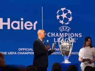 Ruud Gullit (64 años), exfutbolista: "Ganar la Champions es el pináculo para la carrera de cualquier jugador de fútbol"